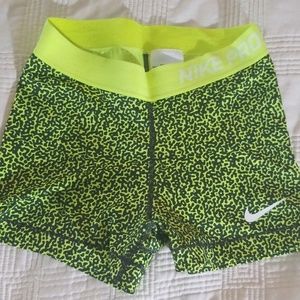 Nike Pro